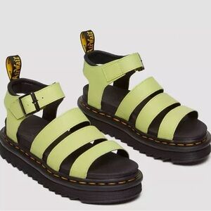 Dr. Martens Blaire sandal-lime green